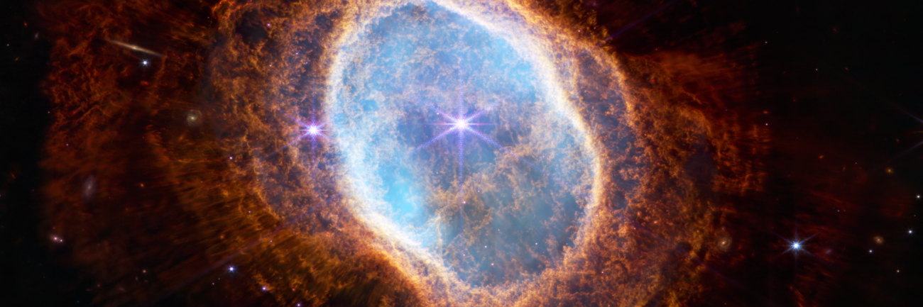 빛나는 고리 성운 (Luminous Ring Nebula)